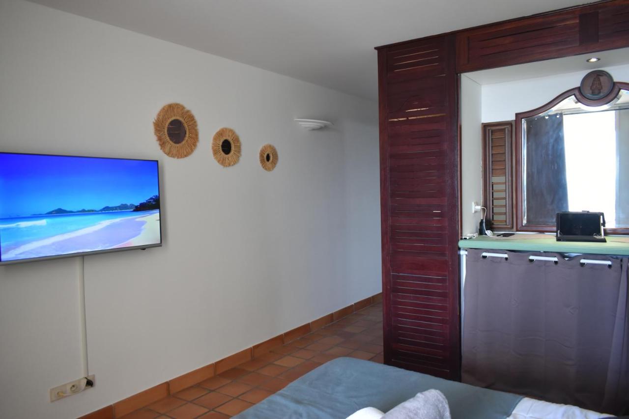 Ananas Premium - Sejour Detente T2 Vue Mer Avec Balcon Prive A Tartane La Trinite Εξωτερικό φωτογραφία